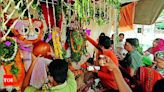 Lord Jagannath’s bath rituals performed, Rath Yatra to be celebrated in city on July 7 | Varanasi News - Times of India