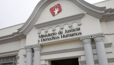 Informes del Ministerio de Justicia consideran viable ley que limita alcances de delitos de lesa humanidad