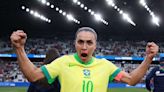 Marta repensa aposentadoria da seleção brasileira após anúncio de Copa do Mundo no Brasil