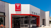 Who Owns the Most Tesla Stock -- Besides Elon Musk?