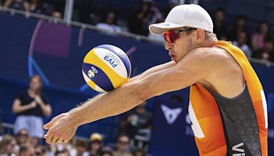 Dutch beach volleyball player who was convicted of rape is booed before losing first Olympic match