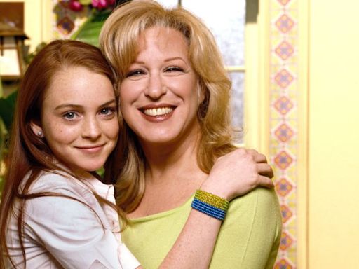 Bette Midler jokes that Lindsay Lohan may have caused the failure of her show ‘Bette’