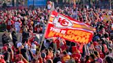 Chiefs reestructuran contrato de Patrick Mahomes para abrir espacio salarial