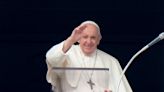 El Papa revela las 3 palabras clave para un matrimonio exitoso, mientras que algunos intentan adivinar