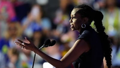 Michelle Obama makes surprise visit to Denver bookstore