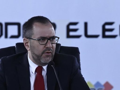 Canciller de Maduro acusa al Centro Carter de apoyar un golpe de Estado - La Tercera