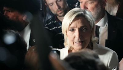 Le Pen Says France Is 'Totally Deadlocked'