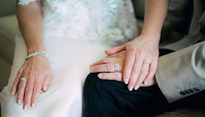 Eine Frau heiratete mit 88 Jahren ihren Highschool-Schwarm – und hatte endlich ihre Traumhochzeit