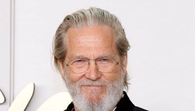 Jeff Bridges says he's 'feeling great' 3 years after contracting COVID while undergoing chemotherapy