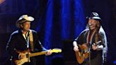 Willie Nelson, Bob Dylan, Plant & Krauss Anchor ‘Outlaw’ Tour