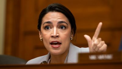 Ocasio-Cortez presses Secret Service director: Timeline for report ‘not acceptable’