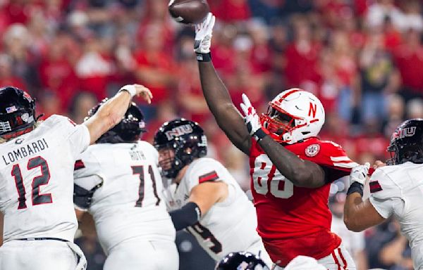 Nebraska offensive lineman Ru'Quan Buckley enters transfer portal