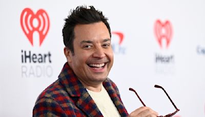 Tonight Show host Jimmy Fallon visits Bar Harbor lobster pound