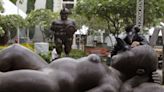 El mundo colosal de Fernando Botero 'conmueve' las plazas icónicas de Roma por primera vez