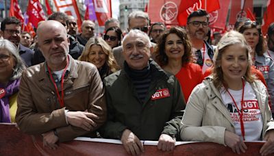 Los sindicatos reclaman mejores salarios y una reducción de jornada en la manifestación del Primero de Mayo