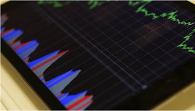 Short Call: US dollar on a bumpy road, but not every currency will cash in the rough ride; BHEL, Skipper, Aadhar Housing Finance in focus