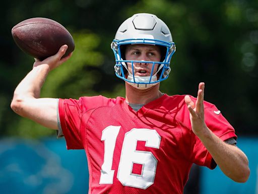 Lions observations: Jared Goff analyzes the young guys, pair of 2021 picks in critical offseasons