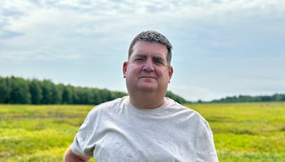 Blueberry season shaping up to be early and bountiful, farmer says