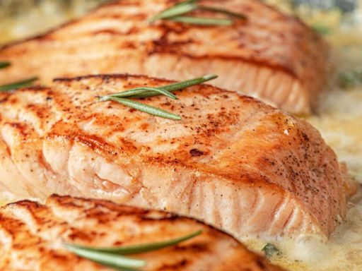 Mary Berry’s creamy one-pot salmon recipe is so easy to cook in under 20 minutes