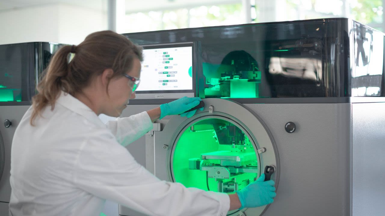 Delft startup bags €6.5M for nanotech that enables material discovery in 1 year