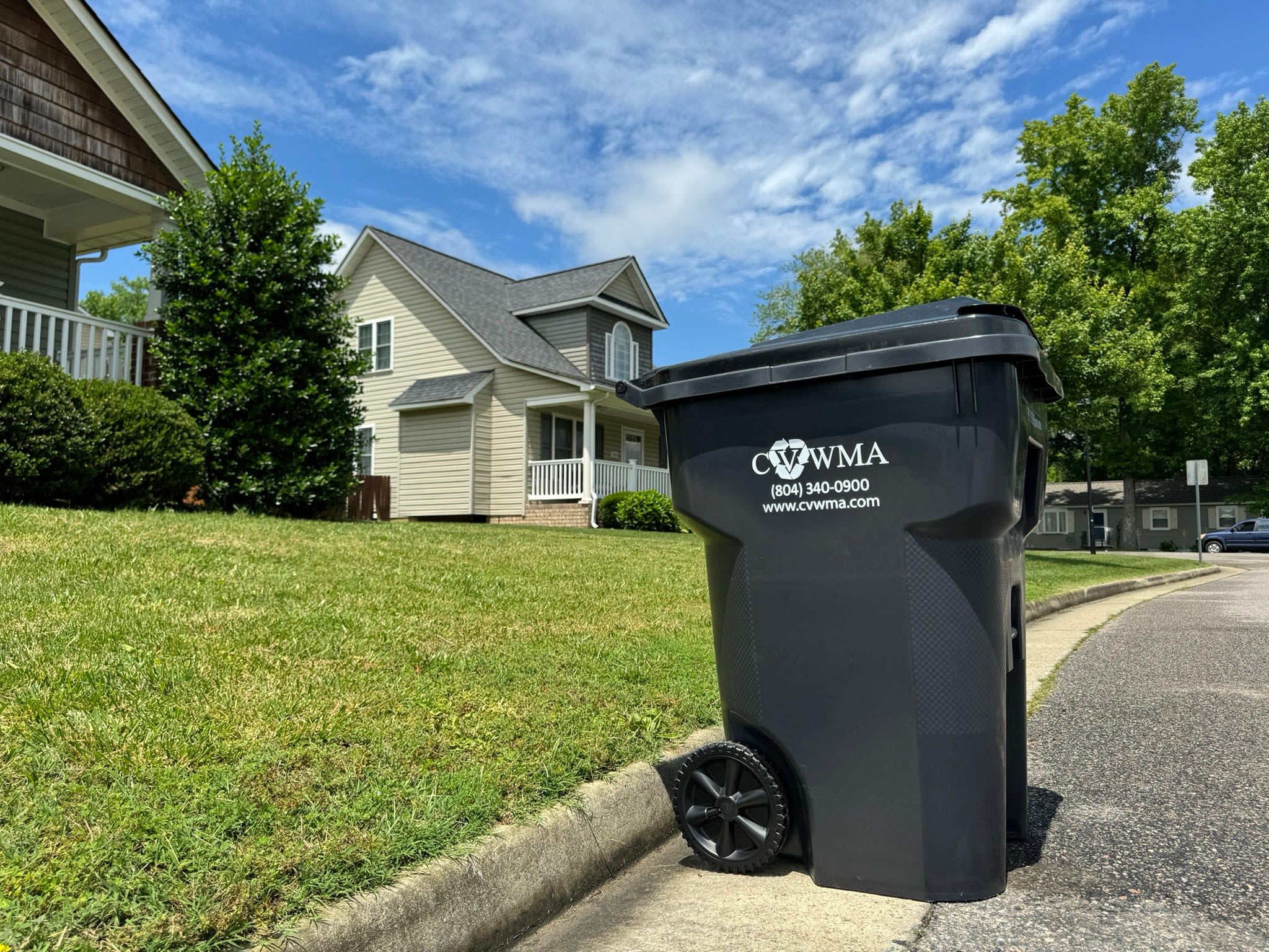 Trash-collections town hall includes trash talk from citizens aimed at Hopewell council