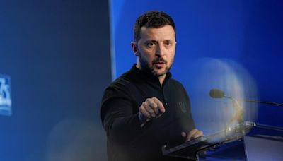 Ukraine : Zelensky demande à l'Otan de lever "toutes les restrictions" aux frappes sur le sol russe