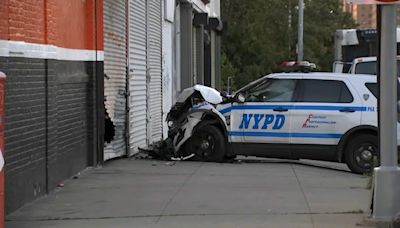 NYPD: Oficiales chocan mientras respondían a una llamada de un niño de 13 años baleado en El Bronx