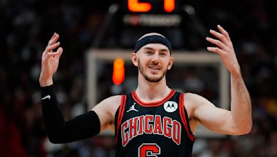 Bulls' Alex Caruso wins 2024 NBA Hustle Award