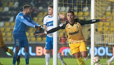 José Luis Villanueva tras caída de la UC ante Coquimbo: “Parecía un partido de profesionales contra juveniles”
