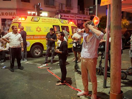 Ataque aéreo en Tel Aviv deja un muerto y 10 heridos