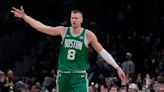 Porzingis y White guían a Celtics a victoria 125-117 sobre Hawks