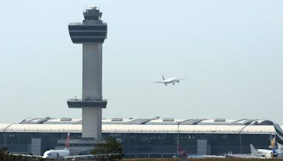 FAA lifts ground stops at JFK, LaGuardia, Newark airports amid NY storm