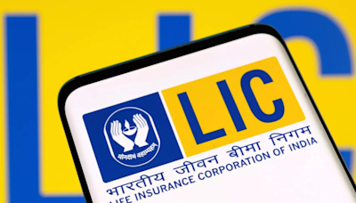 LIC redesignates Chairman Siddhartha Mohanty as MD & CEO - ET BFSI