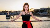 Marina Ruy Barbosa aposta em look bicolor para evento no Festival de Cannes
