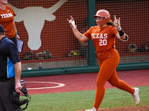 No. 1 Texas softball rolls in Big 12 tournament opener, will face Baylor in semifinals