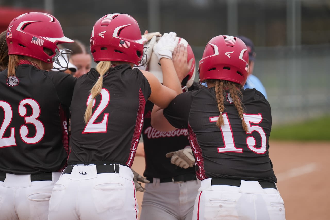 Michigan softball coaches poll gives Laingsburg No. 1 respect