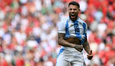 Argentina rescata un empate agónico ante Marruecos en convulso debut olímpico