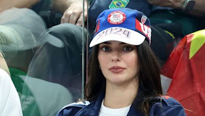 Kendall Jenner Has Mastered The True American Sports Fan Uniform