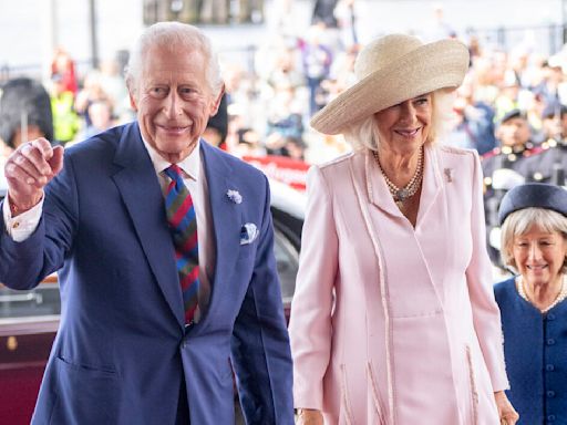 "Dégage !" : Camilla Parker Bowles a sûrement évité un nouvel incident fâcheux à Charles III