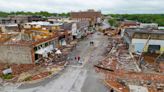 Le centre des États-Unis balayé par une centaine de tornades impressionnantes