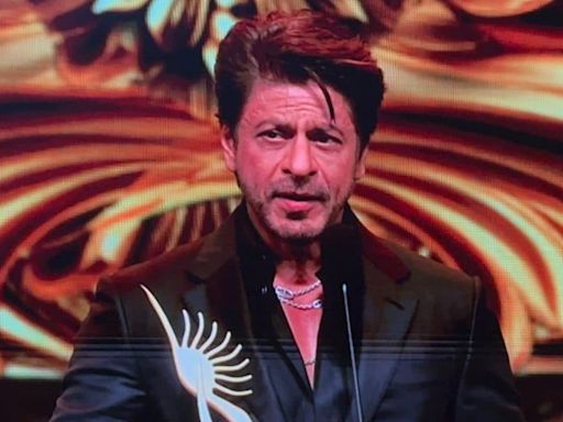 SRK Recalls 'Tough Time' During Aryan Khan's Arrest at IIFA, Makes Special Request To Sandeep Vanga - News18