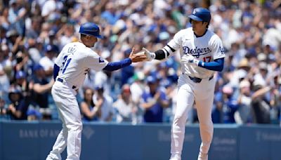 Shohei Ohtani homers twice as Dodgers sweep Braves with 5-1 win