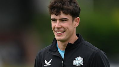 Worcestershire spin bowler Baker dies aged 20