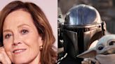 'The Mandalorian Grogu': Sigourney Weaver confirma su participación en la nueva película de 'Star Wars' con Pedro Pascal