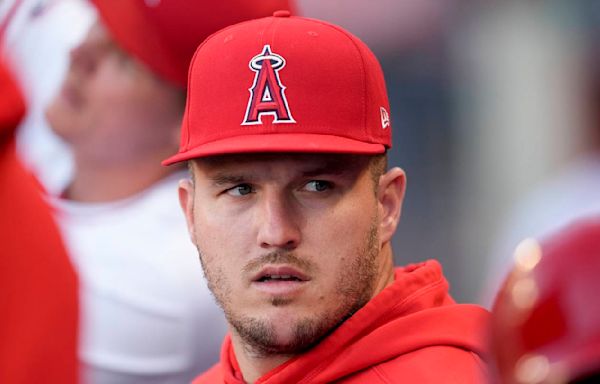 Angels OF Mike Trout leaves early from first rehab start in minors due to knee soreness