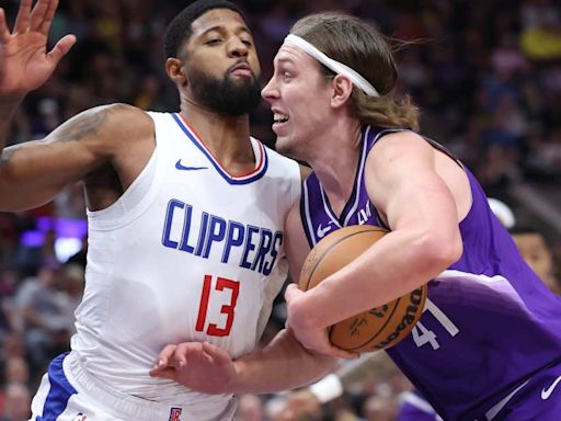 Clippers eyeing Kelly Olynyk to bolster center position
