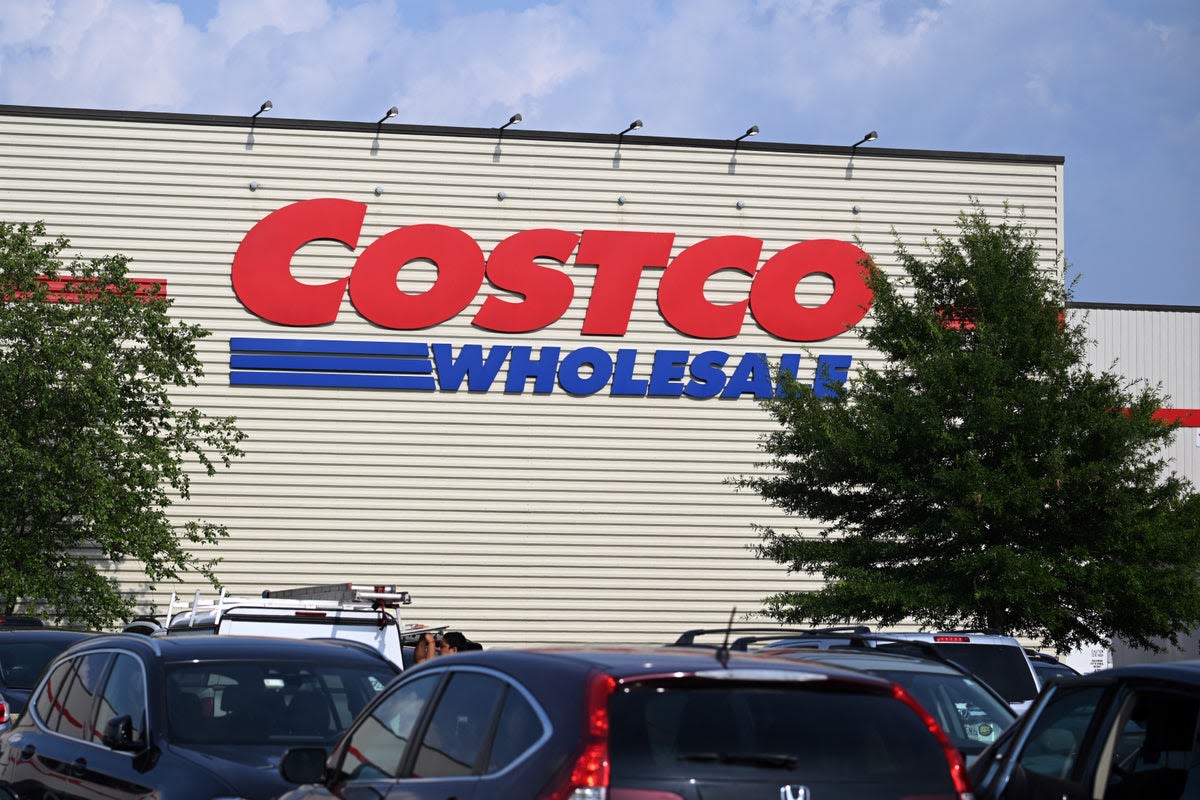 Everyone’s buying gold bars from... Costco: Sale of precious metals drives up company’s e-commerce arm