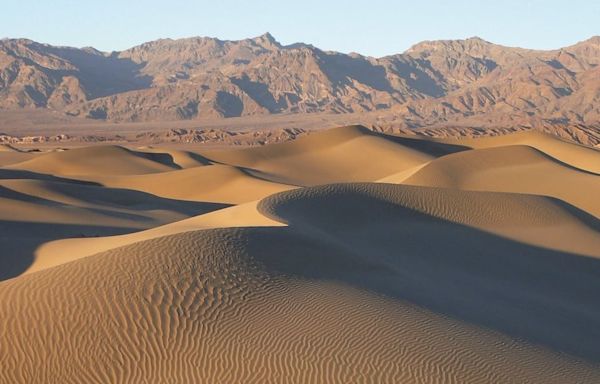 Death Valley visitor severely burns his feet after losing flip-flops in sand dunes