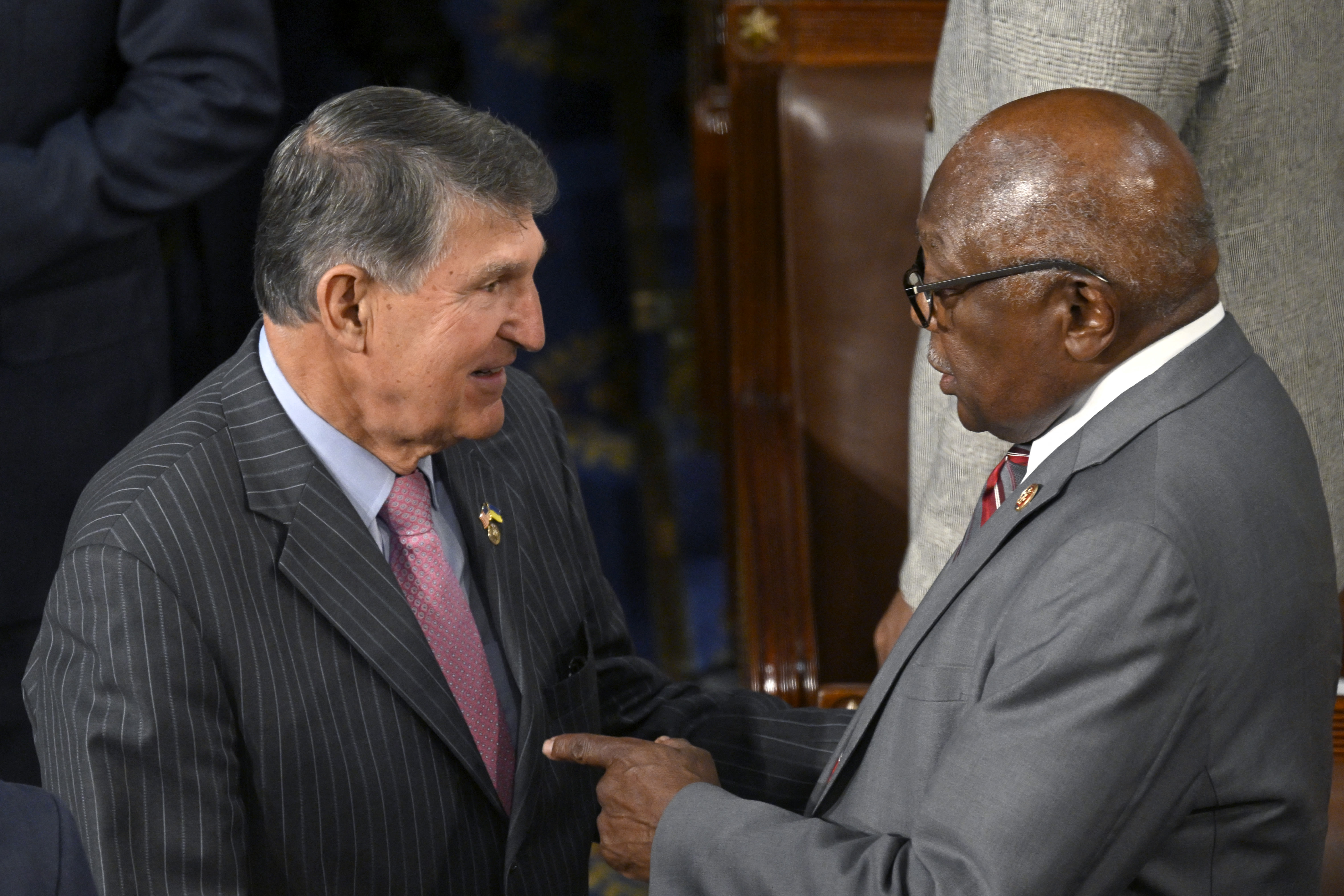 Clyburn to Manchin: I'm glad the Democratic Party has changed