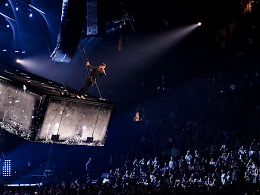 Floating stage performance caps an unforgettable Justin Timberlake concert